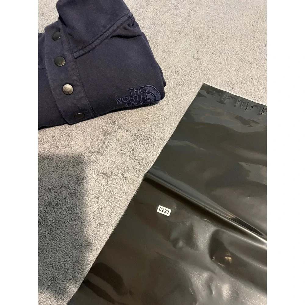 NWOT The North Face Mens Navy Blue Snap Neck Fleece Pullover Sweatshirt Large